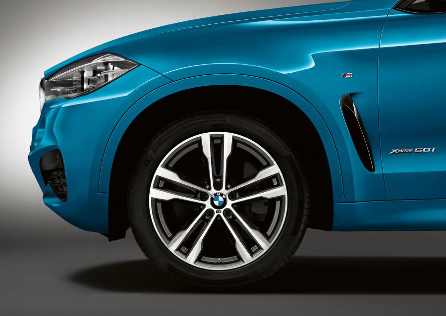 Детали экстерьера BMW X6 xDrive50i Sport Edition (F16) 2017 года  (фото 3 из 4)